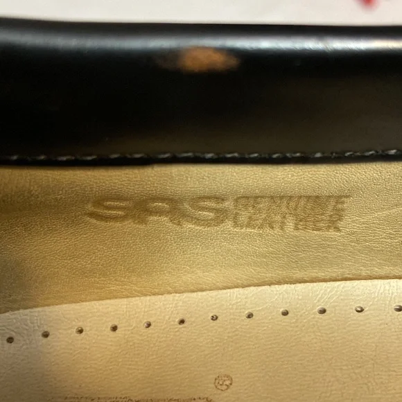 Mens Black Genuine Leather SAS Kiltie Tassel Loafer Shoes  Size 12 N - Picture 7 of 10